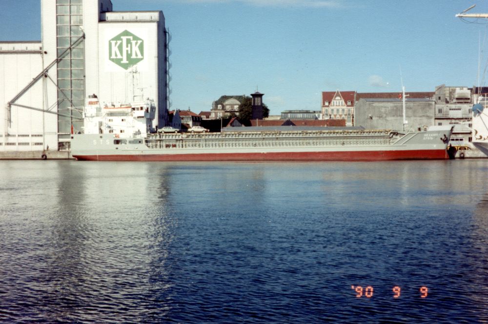 Теплоход "Механик Круль".